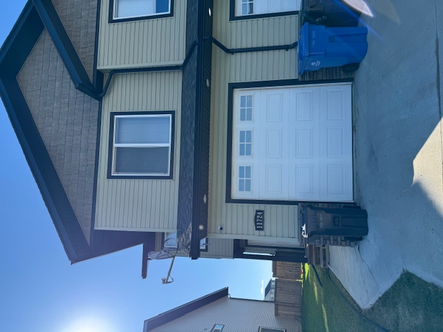 11724 102 ST
