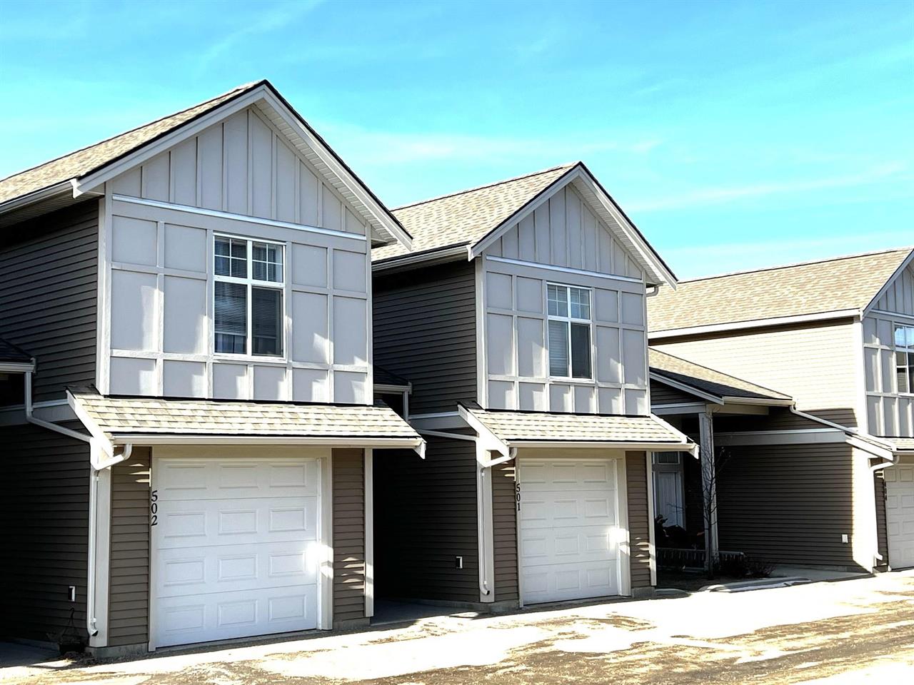 502- 11703 102 ST